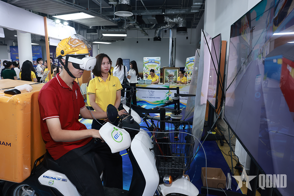 Đưa hệ sinh thái dịch vụ và công nghệ đến với sinh viên Đại học Quốc gia Hà Nội